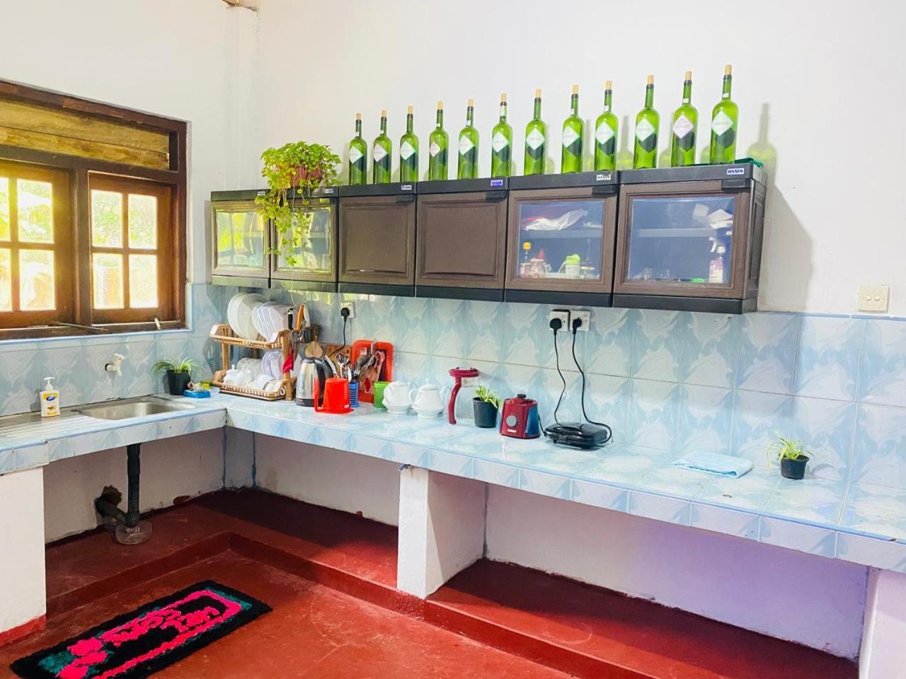Pradeep Guest House Mirissa Exterior foto