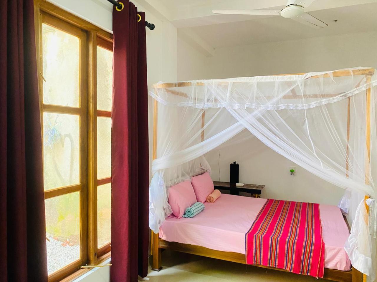 Pradeep Guest House Mirissa Exterior foto